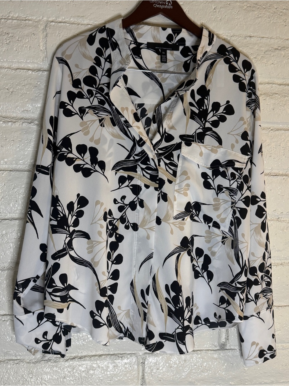 White House Black Market Floral Blouse XL Black Cream Long Sleeve Career Casual
